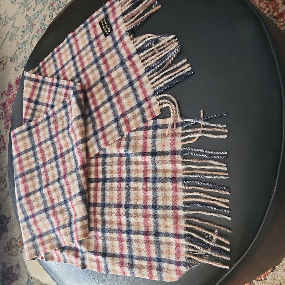 Cashmere scarf
